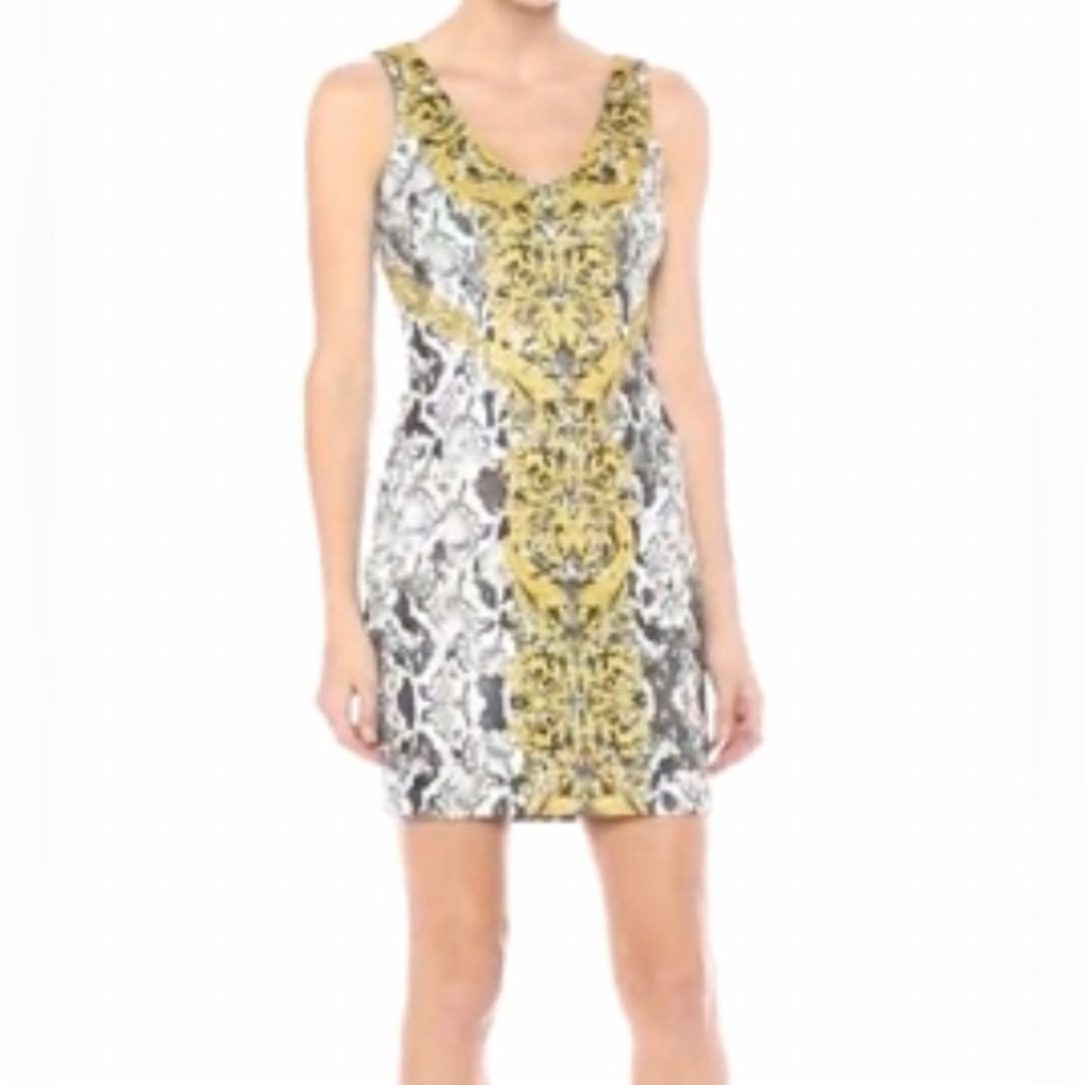 NEW No Tags GUESS Dress Size XL (stretchy)